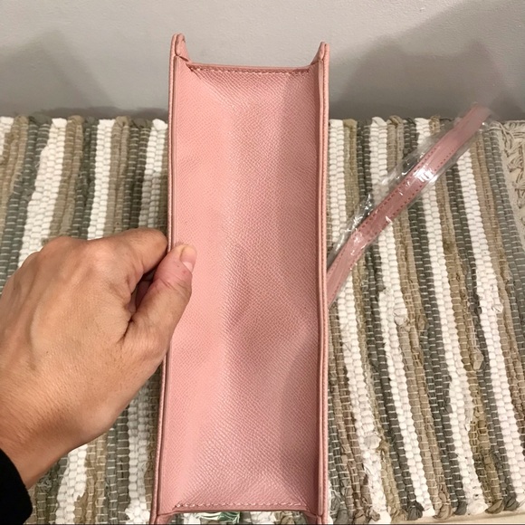 PRIVATELY SOLD!!! Badgley Mishka pink vegan leather and silver metal crossbody - Picture 8 of 10